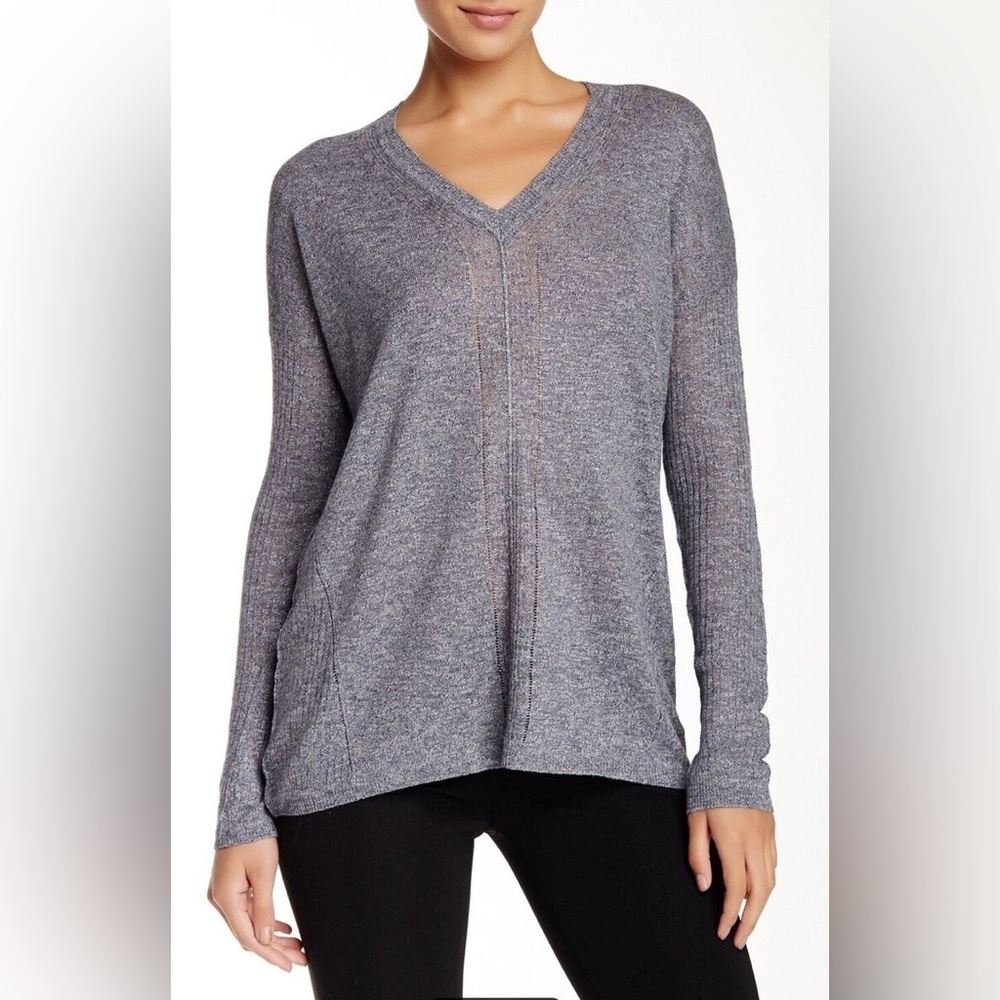 Vince V-Neck Linen Blend Summer Sweater